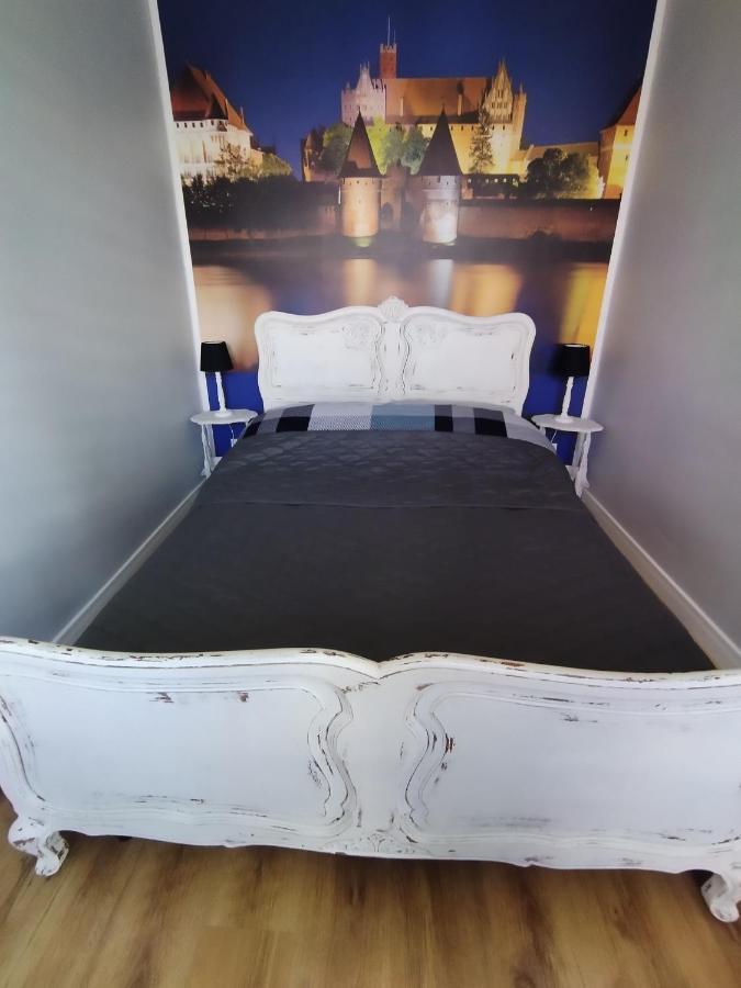 Apartament Przy Zamku Krzyzackim 말보르크 외부 사진